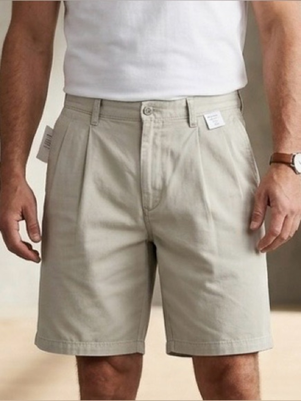 Vintage Gap Men’s Khaki Shorts With Pleated Front Waist 36